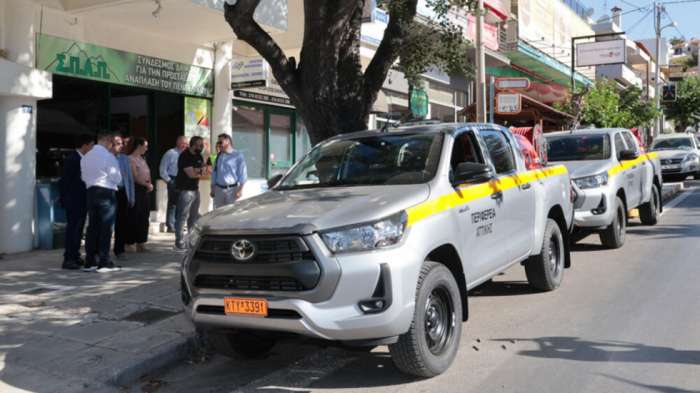 Δύο νέα Toyota Hilux στη μάχη κατά των πυρκαγιών
